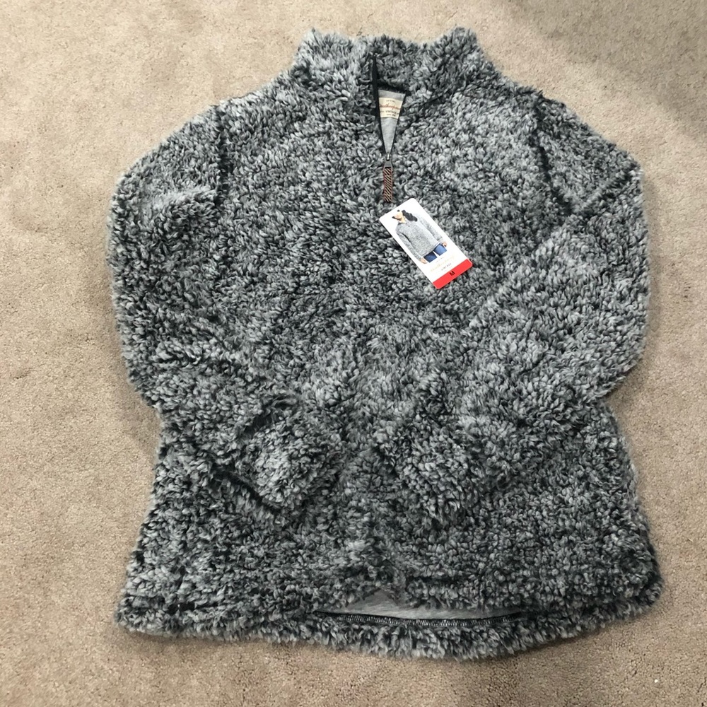 NWT Fluffy Quarter Zip